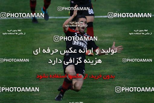 595916, Tehran, [*parameter:4*], لیگ برتر فوتبال ایران، Persian Gulf Cup، Week 27، Second Leg، Naft Tehran 2 v 2 Foulad Khouzestan on 2017/04/14 at Takhti Stadium