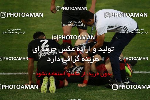 596000, Tehran, [*parameter:4*], لیگ برتر فوتبال ایران، Persian Gulf Cup، Week 27، Second Leg، Naft Tehran 2 v 2 Foulad Khouzestan on 2017/04/14 at Takhti Stadium