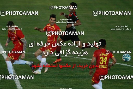 595934, Tehran, [*parameter:4*], Iran Pro League، Persian Gulf Cup، 2016-17 season، Second Leg، Week 27، Naft Tehran 2 v 2 Foulad Khouzestan on 2017/04/14 at Takhti Stadium