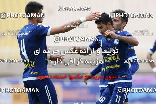 598746, Ahvaz, [*parameter:4*], Iran Pro League، Persian Gulf Cup، 2016-17 season، Second Leg، Week 25، Esteghlal Khouzestan ۱ v ۱ Zob Ahan Esfahan on 2017/03/31 at Ahvaz Ghadir Stadium