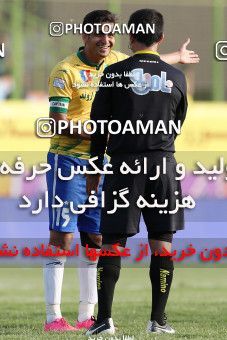 599880, Abadan, [*parameter:4*], Iran Pro League، Persian Gulf Cup، 2016-17 season، Second Leg، Week 25، Sanat Naft Abadan ۱ v ۰ Persepolis on 2017/04/01 at Takhti Stadium Abadan