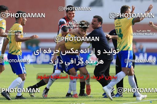 617666, Abadan, [*parameter:4*], Iran Pro League، Persian Gulf Cup، 2016-17 season، Second Leg، Week 25، Sanat Naft Abadan ۱ v ۰ Persepolis on 2017/04/01 at Takhti Stadium Abadan