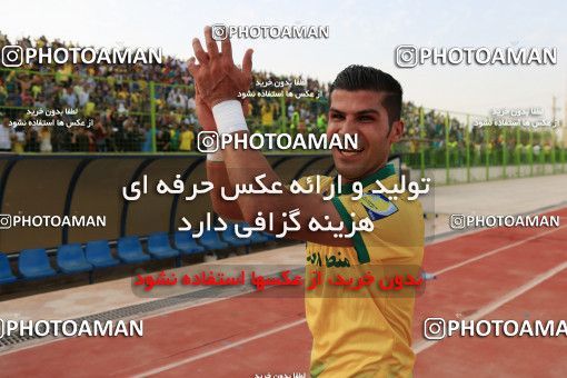 617743, Abadan, [*parameter:4*], لیگ برتر فوتبال ایران، Persian Gulf Cup، Week 25، Second Leg، Sanat Naft Abadan 1 v 0 Persepolis on 2017/04/01 at Takhti Stadium Abadan