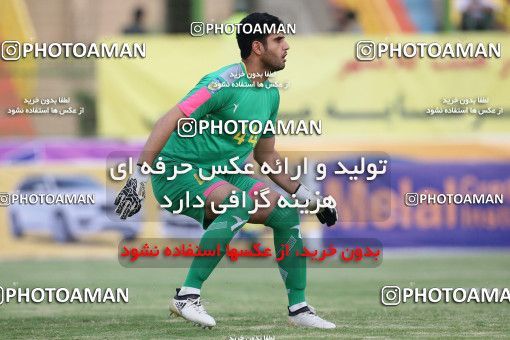 600526, Abadan, [*parameter:4*], Iran Pro League، Persian Gulf Cup، 2016-17 season، Second Leg، Week 27، Sanat Naft Abadan ۱ v ۱ Siah Jamegan on 2017/04/14 at Takhti Stadium Abadan