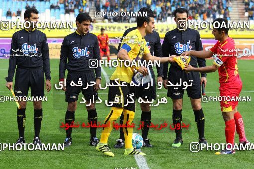 616015, Isfahan, [*parameter:4*], Iran Pro League، Persian Gulf Cup، 2016-17 season، Second Leg، Week 17، Sepahan 2 v ۱ Naft Tehran on 2017/01/18 at Naghsh-e Jahan Stadium