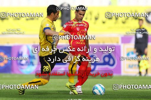 615977, Isfahan, [*parameter:4*], Iran Pro League، Persian Gulf Cup، 2016-17 season، Second Leg، Week 17، Sepahan 2 v ۱ Naft Tehran on 2017/01/18 at Naghsh-e Jahan Stadium