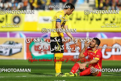 616005, Isfahan, [*parameter:4*], Iran Pro League، Persian Gulf Cup، 2016-17 season، Second Leg، Week 17، Sepahan 2 v ۱ Naft Tehran on 2017/01/18 at Naghsh-e Jahan Stadium