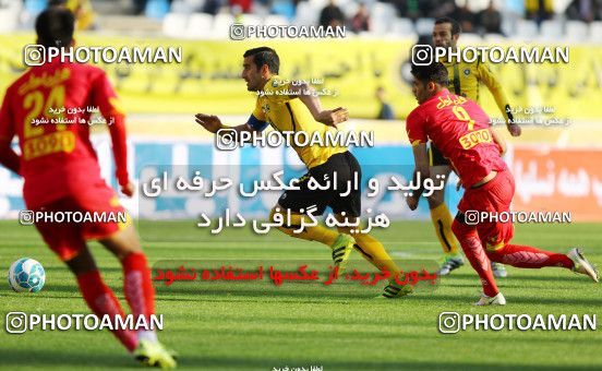 616086, Isfahan, [*parameter:4*], Iran Pro League، Persian Gulf Cup، 2016-17 season، Second Leg، Week 17، Sepahan 2 v ۱ Naft Tehran on 2017/01/18 at Naghsh-e Jahan Stadium