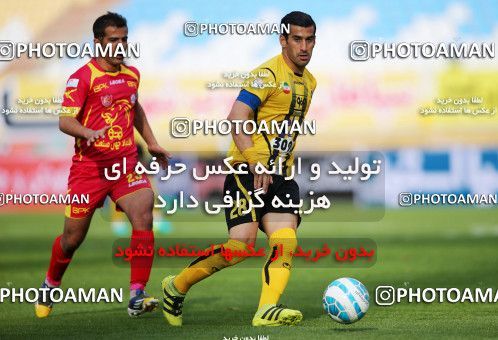 612486, Isfahan, [*parameter:4*], Iran Pro League، Persian Gulf Cup، 2016-17 season، Second Leg، Week 17، Sepahan 2 v ۱ Naft Tehran on 2017/01/18 at Naghsh-e Jahan Stadium