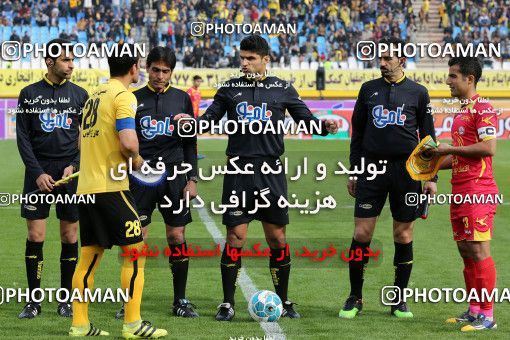 612392, Isfahan, [*parameter:4*], Iran Pro League، Persian Gulf Cup، 2016-17 season، Second Leg، Week 17، Sepahan 2 v ۱ Naft Tehran on 2017/01/18 at Naghsh-e Jahan Stadium