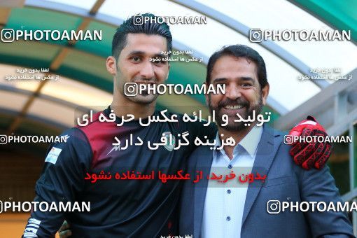 796064, Isfahan,Fooladshahr, [*parameter:4*], Iran Pro League، Persian Gulf Cup، 2016-17 season، Second Leg، Week 26، Zob Ahan Esfahan ۱ v ۱ Sanat Naft Abadan on 2017/04/06 at Foolad Shahr Stadium