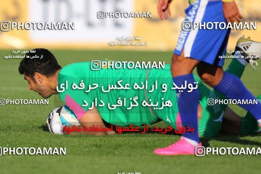 795907, Isfahan,Fooladshahr, [*parameter:4*], Iran Pro League، Persian Gulf Cup، 2016-17 season، Second Leg، Week 26، Zob Ahan Esfahan ۱ v ۱ Sanat Naft Abadan on 2017/04/06 at Foolad Shahr Stadium