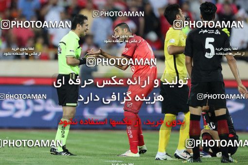 622681, Tehran, Iran, Iran Pro League، Persian Gulf Cup، 2016-17 season، First Leg، Week 2، Persepolis ۱ v ۱ Foulad Khouzestan on 2016/08/01 at Azadi Stadium