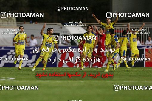 680957, Tehran, [*parameter:4*], Iran Pro League، Persian Gulf Cup، 2013-14 season، First Leg، Week 6، Naft Tehran ۱ v ۰ Persepolis on 2013/08/23 at Takhti Stadium