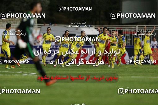 680980, Tehran, [*parameter:4*], Iran Pro League، Persian Gulf Cup، 2013-14 season، First Leg، Week 6، Naft Tehran ۱ v ۰ Persepolis on 2013/08/23 at Takhti Stadium