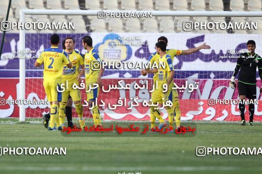 683072, Tehran, [*parameter:4*], Iran Pro League، Persian Gulf Cup، 2013-14 season، First Leg، Week 8، Naft Tehran ۱ v ۰ Mes Kerman on 2013/09/05 at Takhti Stadium