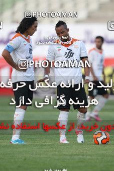 682990, Tehran, [*parameter:4*], Iran Pro League، Persian Gulf Cup، 2013-14 season، First Leg، Week 8، Naft Tehran ۱ v ۰ Mes Kerman on 2013/09/05 at Takhti Stadium