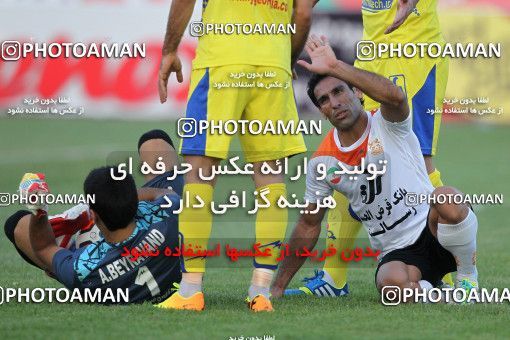 683102, Tehran, [*parameter:4*], Iran Pro League، Persian Gulf Cup، 2013-14 season، First Leg، Week 8، Naft Tehran ۱ v ۰ Mes Kerman on 2013/09/05 at Takhti Stadium