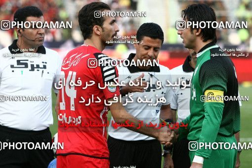 683629, Tehran, [*parameter:4*], Iran Pro League، Persian Gulf Cup، 2013-14 season، First Leg، Week 8، Esteghlal ۰ v ۰ Persepolis on 2013/09/06 at Azadi Stadium