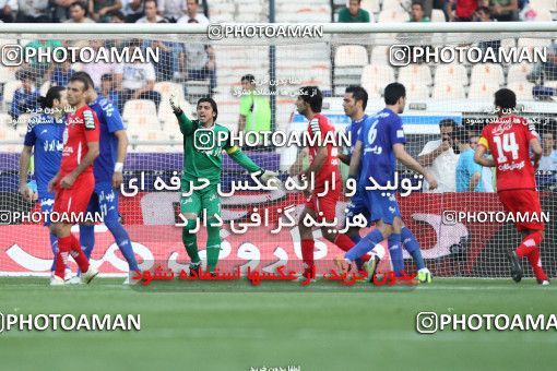 683924, Tehran, [*parameter:4*], Iran Pro League، Persian Gulf Cup، 2013-14 season، First Leg، Week 8، Esteghlal ۰ v ۰ Persepolis on 2013/09/06 at Azadi Stadium