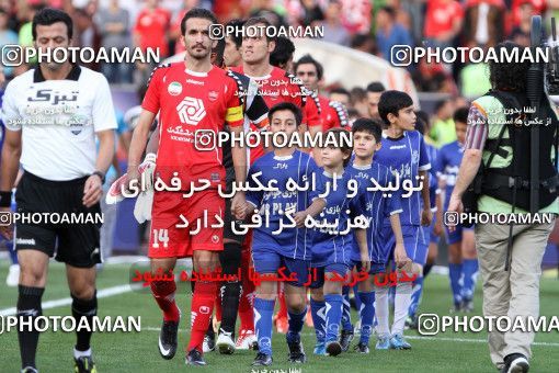 684088, Tehran, [*parameter:4*], Iran Pro League، Persian Gulf Cup، 2013-14 season، First Leg، Week 8، Esteghlal ۰ v ۰ Persepolis on 2013/09/06 at Azadi Stadium