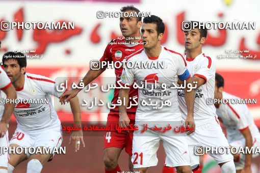 686861, Tehran, [*parameter:4*], Iran Pro League، Persian Gulf Cup، 2013-14 season، First Leg، Week 14، Rah Ahan ۰ v ۱ Persepolis on 2013/10/27 at Ekbatan Stadium