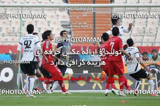 689690, Tehran, [*parameter:4*], Iran Pro League، Persian Gulf Cup، 2013-14 season، Second Leg، Week 27، Persepolis 3 v ۱ Saba Battery on 2014/02/21 at Azadi Stadium