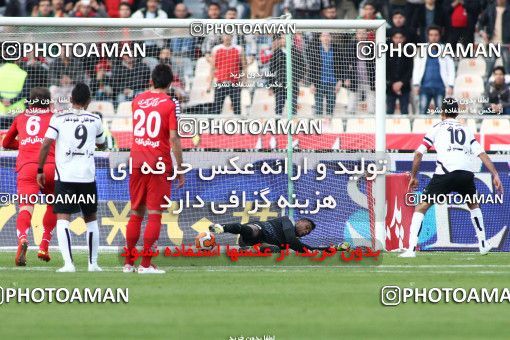 690109, Tehran, [*parameter:4*], Iran Pro League، Persian Gulf Cup، 2013-14 season، Second Leg، Week 27، Persepolis 3 v ۱ Saba Battery on 2014/02/21 at Azadi Stadium