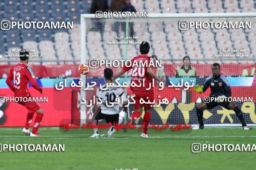 690107, Tehran, [*parameter:4*], Iran Pro League، Persian Gulf Cup، 2013-14 season، Second Leg، Week 27، Persepolis 3 v ۱ Saba Battery on 2014/02/21 at Azadi Stadium