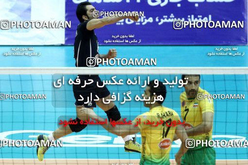 761047, فینال  مسابقات والیبال قهرمانی باشگاه‌های آسیا 2013، ، تهران، سالن دوازده هزار نفری ورزشگاه آزادی، 1392/02/09، کاله ۳ -   ۰