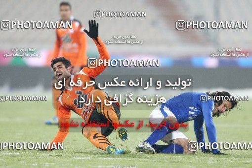 693784, Tehran, Iran, Iranian Hazfi Cup, Semi-Finals, Khorramshahr Cup, Esteghlal ۱ v 2 Mes Kerman on 2014/02/04 at Azadi Stadium