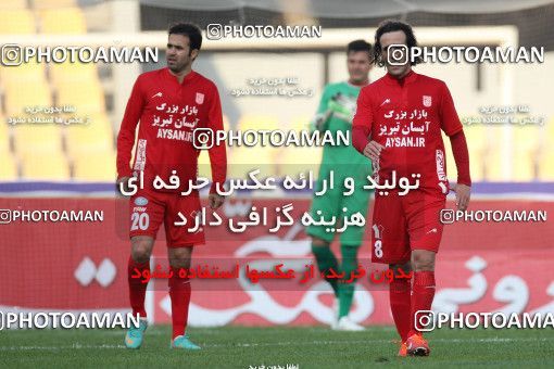 693076, Tehran, , Iranian Hazfi Cup, 1.4 round, Khorramshahr Cup, Rah Ahan ۰ v 2 Tractor S.C. on 2014/01/21 at Takhti Stadium