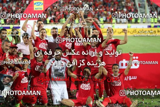 712056, Tehran, Iran, Iran Football Super Cup, Persepolis 3 v 0 Naft Tehran on 2017/07/21 at Azadi Stadium