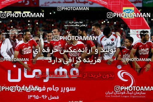 812235, Tehran, Iran, Iran Football Super Cup, Persepolis 3 v 0 Naft Tehran on 2017/07/21 at Azadi Stadium