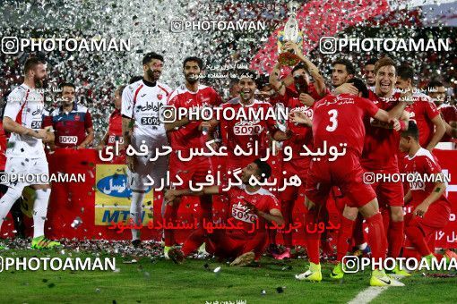 812115, Tehran, Iran, Iran Football Super Cup, Persepolis 3 v 0 Naft Tehran on 2017/07/21 at Azadi Stadium