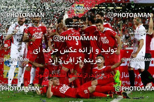 812257, Tehran, Iran, Iran Football Super Cup, Persepolis 3 v 0 Naft Tehran on 2017/07/21 at Azadi Stadium