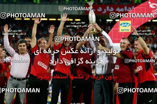 812225, Tehran, Iran, Iran Football Super Cup, Persepolis 3 v 0 Naft Tehran on 2017/07/21 at Azadi Stadium