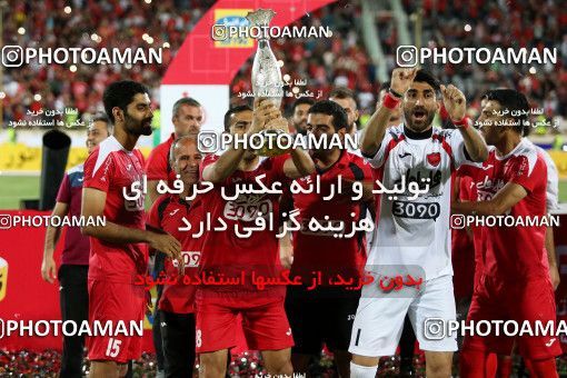 698504, Tehran, Iran, Iran Football Super Cup, Persepolis 3 v 0 Naft Tehran on 2017/07/21 at Azadi Stadium