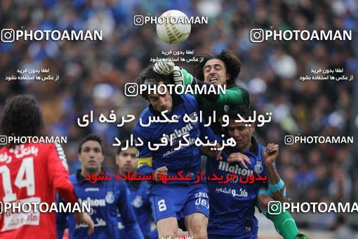 701652, Tehran, [*parameter:4*], Iran Pro League، Persian Gulf Cup، 2012-13 season، Second Leg، Week 17، Esteghlal ۰ v ۰ Persepolis on 2013/01/25 at Azadi Stadium