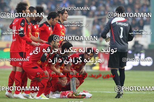 706022, Tehran, , Iranian Hazfi Cup, 1.4 round, Khorramshahr Cup, Persepolis ۰ v 3 Esteghlal on 2011/12/09 at Azadi Stadium