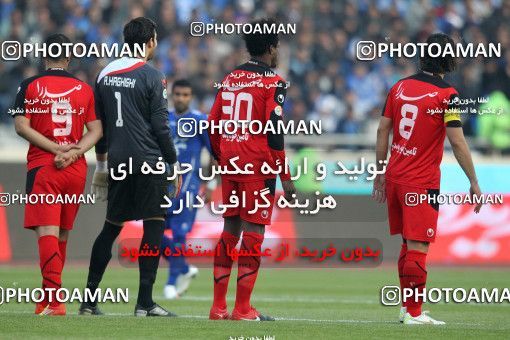 706246, Tehran, , جام حذفی فوتبال ایران, 1.4 round, , Persepolis 0 v 3 Esteghlal on 2011/12/09 at Azadi Stadium