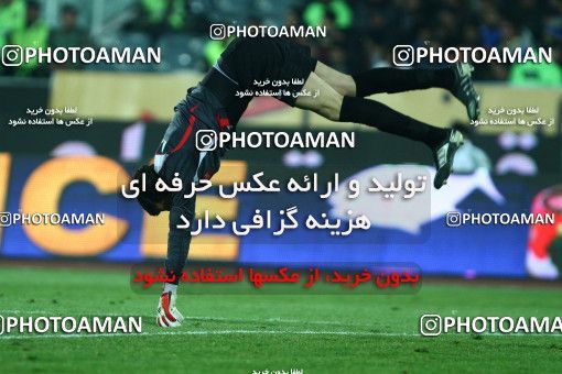 706722, Tehran, , Iranian Hazfi Cup, 1.4 round, Khorramshahr Cup, Persepolis ۰ v 3 Esteghlal on 2011/12/09 at Azadi Stadium