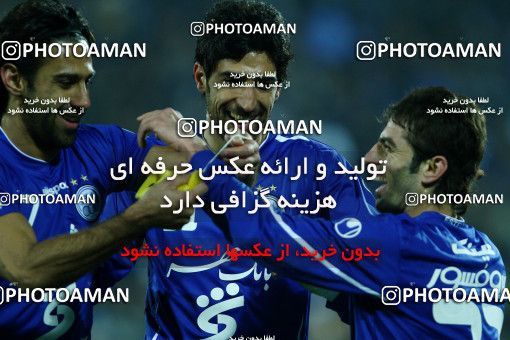 706736, Tehran, , جام حذفی فوتبال ایران, 1.4 round, , Persepolis 0 v 3 Esteghlal on 2011/12/09 at Azadi Stadium