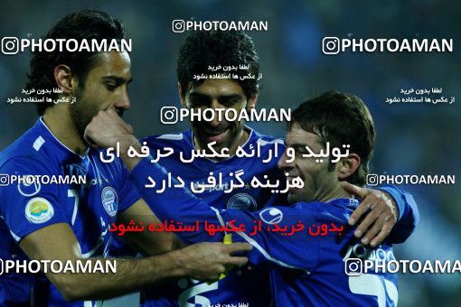 706749, Tehran, , جام حذفی فوتبال ایران, 1.4 round, , Persepolis 0 v 3 Esteghlal on 2011/12/09 at Azadi Stadium