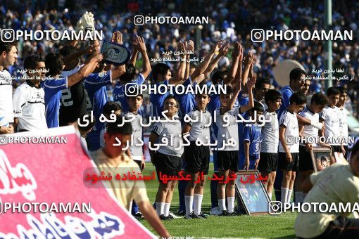 759057, Tehran, [*parameter:4*], Iran Pro League، Persian Gulf Cup، 2010-11 season، First Leg، Week 11، Esteghlal ۱ v ۰ Persepolis on 2010/10/15 at Azadi Stadium