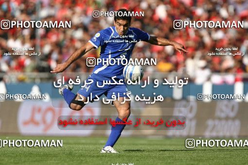 759095, Tehran, [*parameter:4*], Iran Pro League، Persian Gulf Cup، 2010-11 season، First Leg، Week 11، Esteghlal ۱ v ۰ Persepolis on 2010/10/15 at Azadi Stadium