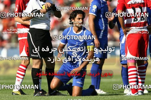 759051, Tehran, [*parameter:4*], Iran Pro League، Persian Gulf Cup، 2010-11 season، First Leg، Week 11، Esteghlal ۱ v ۰ Persepolis on 2010/10/15 at Azadi Stadium