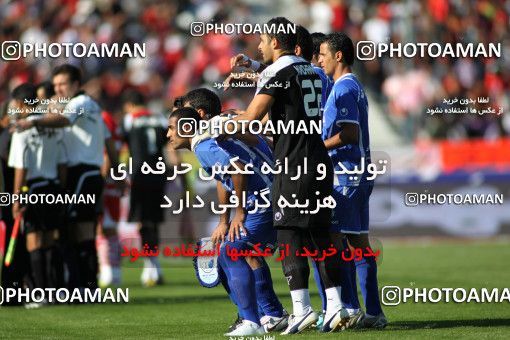 710157, Tehran, [*parameter:4*], Iran Pro League، Persian Gulf Cup، 2010-11 season، First Leg، Week 11، Esteghlal ۱ v ۰ Persepolis on 2010/10/15 at Azadi Stadium