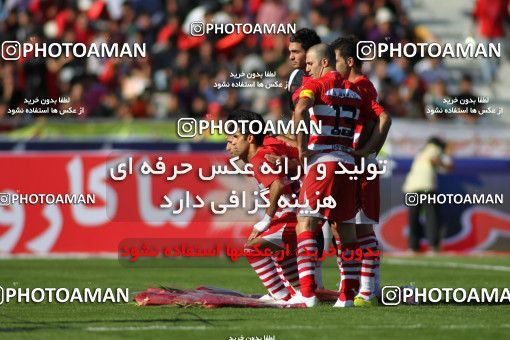 710238, Tehran, [*parameter:4*], Iran Pro League، Persian Gulf Cup، 2010-11 season، First Leg، Week 11، Esteghlal ۱ v ۰ Persepolis on 2010/10/15 at Azadi Stadium