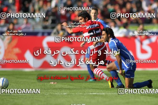 710176, Tehran, [*parameter:4*], Iran Pro League، Persian Gulf Cup، 2010-11 season، First Leg، Week 11، Esteghlal ۱ v ۰ Persepolis on 2010/10/15 at Azadi Stadium